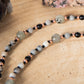 Mala con 108 perle di Pietra di luna arcobaleno Labradorite, Shungite, Diaspro zebrato, Perla Guru Diaspro rosso