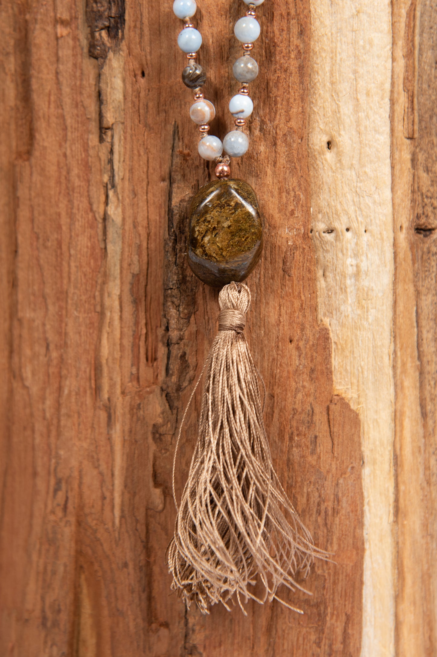 Mala da meditazione in Calcedonio azzurro, Pietra Guru Bronzite, Rame
