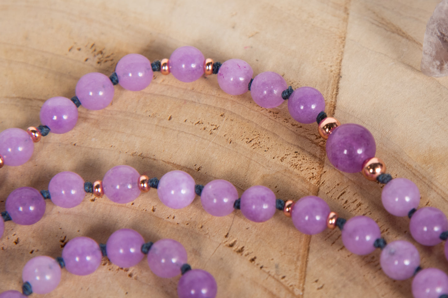 Mala collana 108 perle Kunzite, Pietra Guru Fluorite, Rame