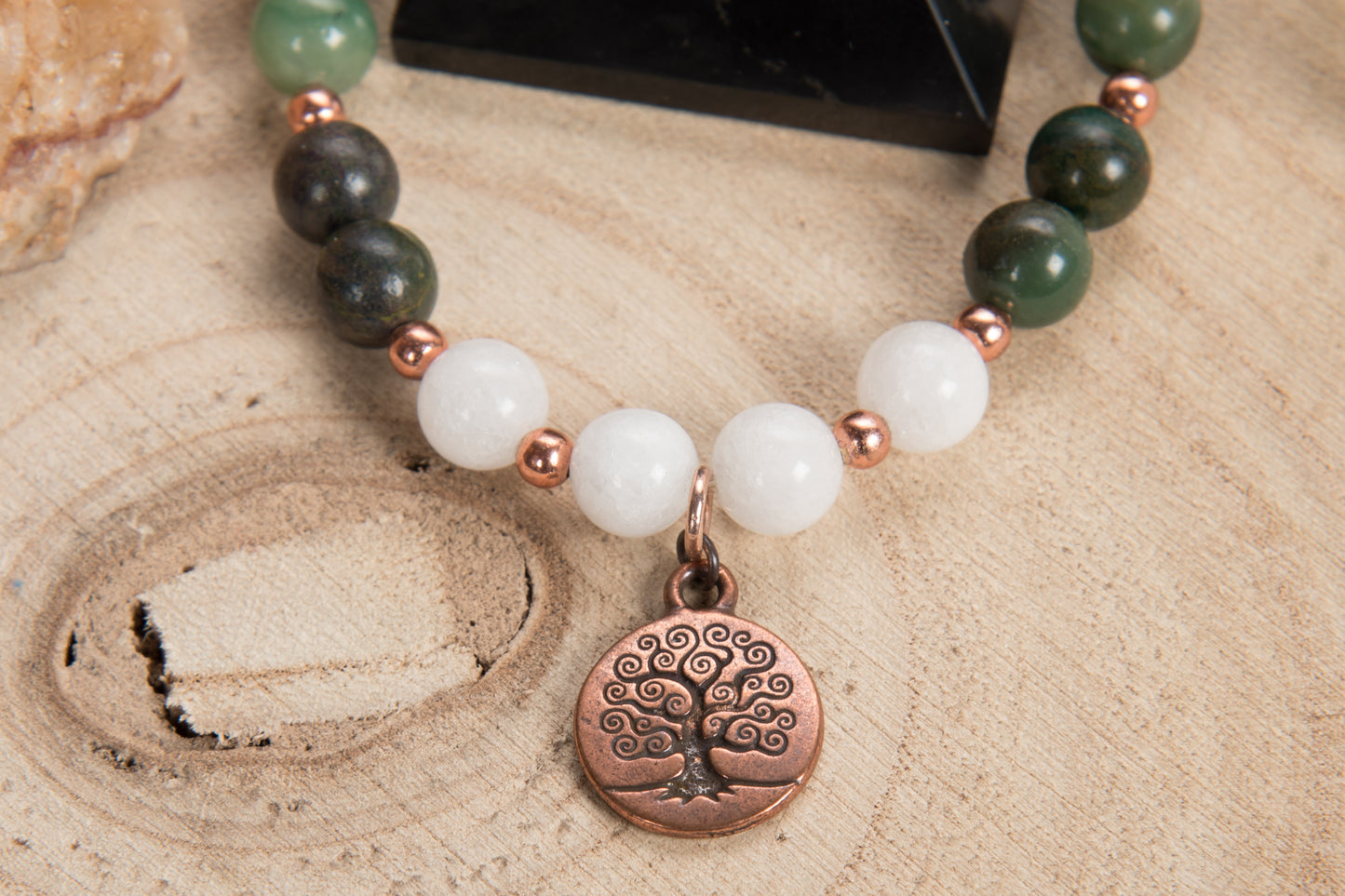 Giada Bianca, Giada verde africana, Charm  Albero della Vita in Rame