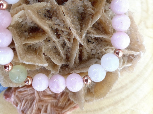 Bracciale perle 8mm kunzite, agata bianca, giada, rame