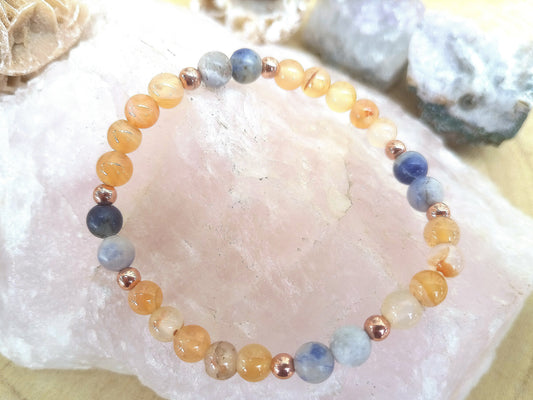 Bracciale perle 6mm corniola, sodalite, rame