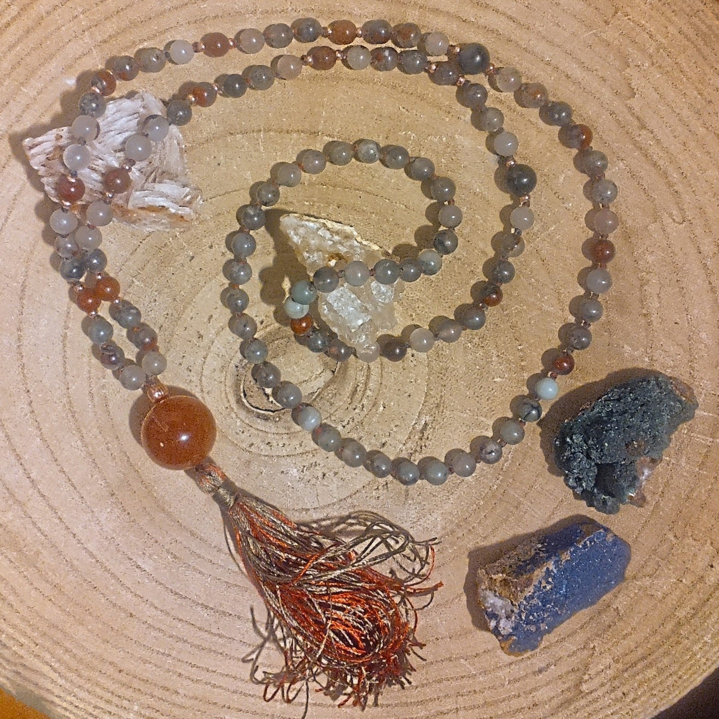 Mala fatta a mano con pietre dure naturali in Eliotropio Diaspro Sanguigno, Pietra Guru Agata rossa, Rame