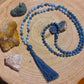 Mala per la pratica della meditazione in Apatite, Lapislazzuli, Angelite, Pietra Guru Lapislazzuli e Rame