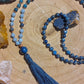 Mala per la pratica della meditazione in Apatite, Lapislazzuli, Angelite, Pietra Guru Lapislazzuli e Rame