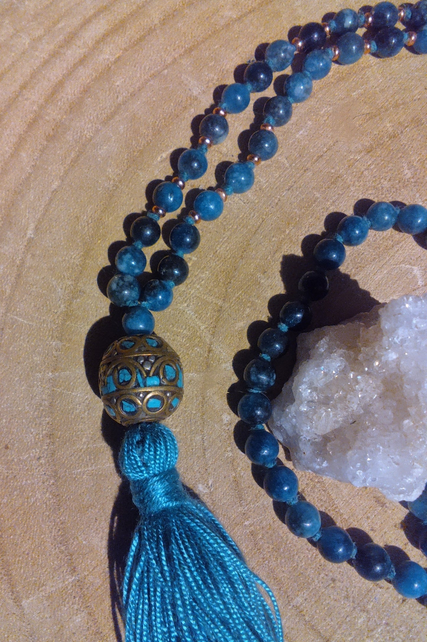 Mala per la pratica della meditazione in Apatite, Perla Guru tibetana e Rame