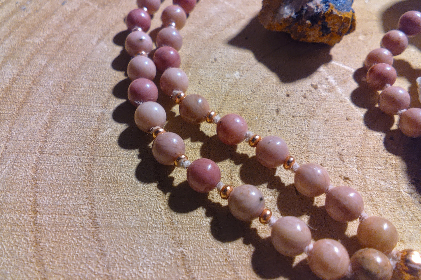 Mala in Rodonite, Pietra Guru Quarzo rosa, Rame
