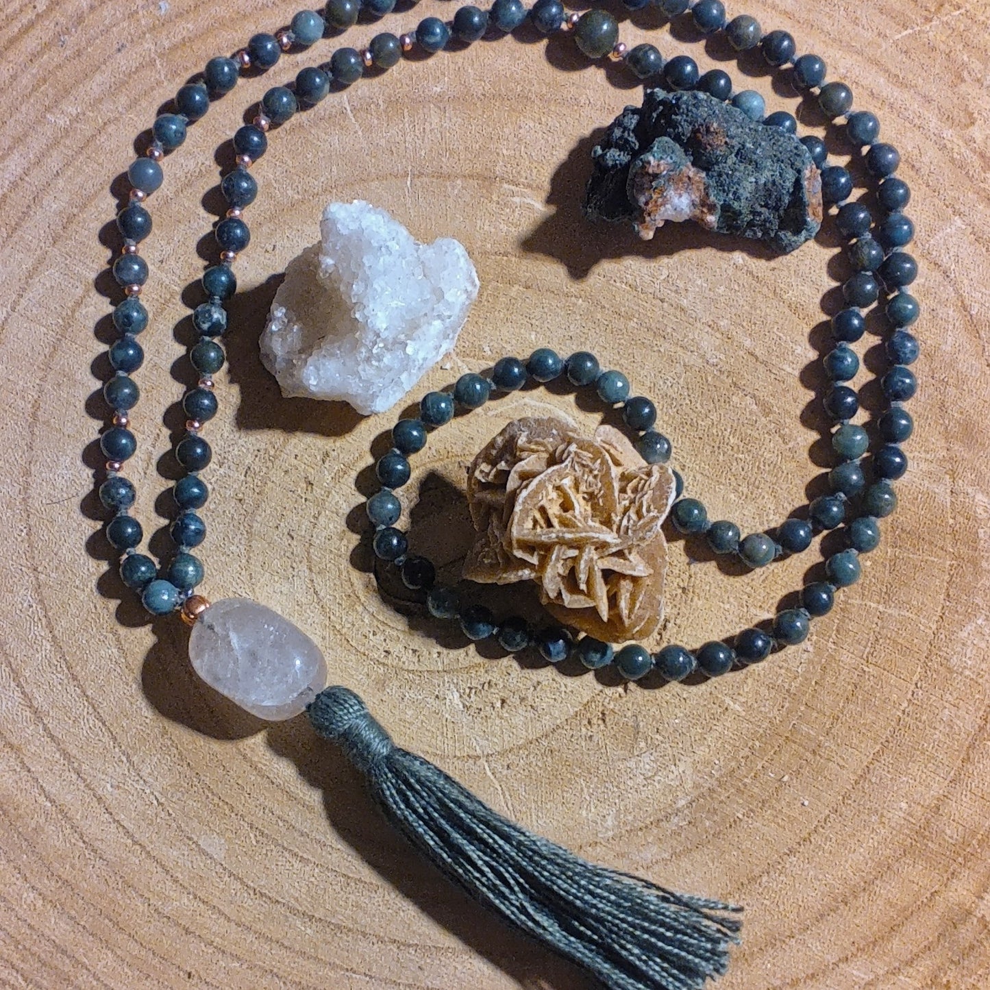 Mala in Agata muschiata, Pietra Guru Quarzo ialino, Rame