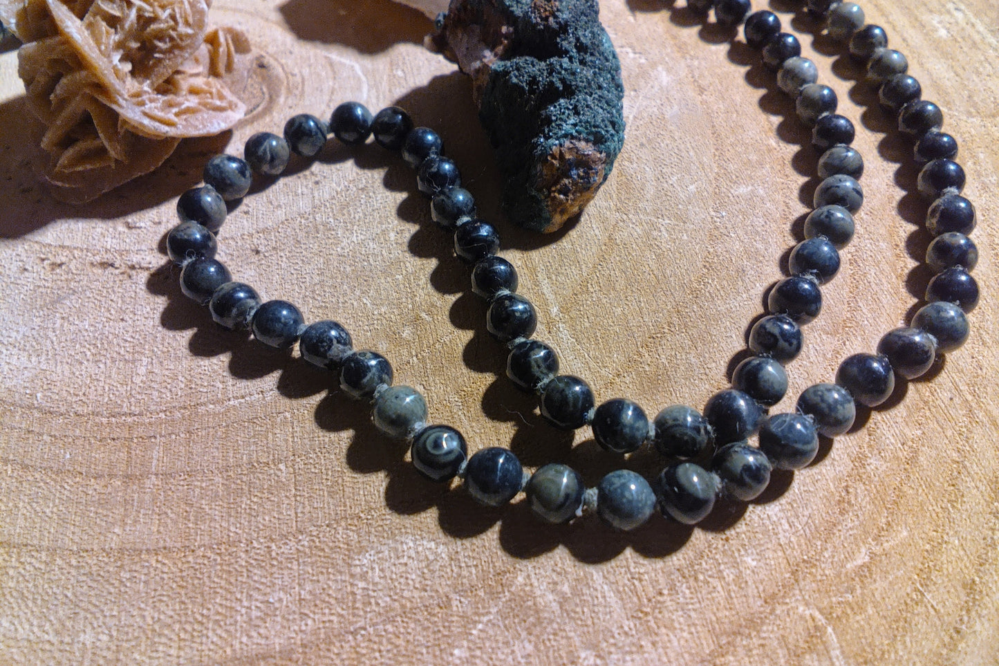 Mala in Diaspro Kambaba, Pietra guru Agata grigia, Rame