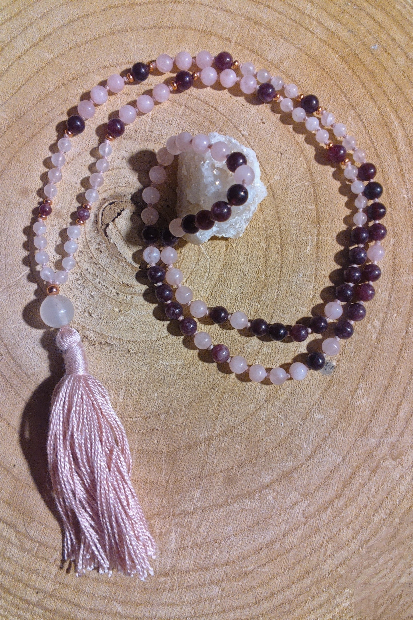 Mala con pietre naturali di Granato almandino, Pietra Guru Quarzo rosa, Rame