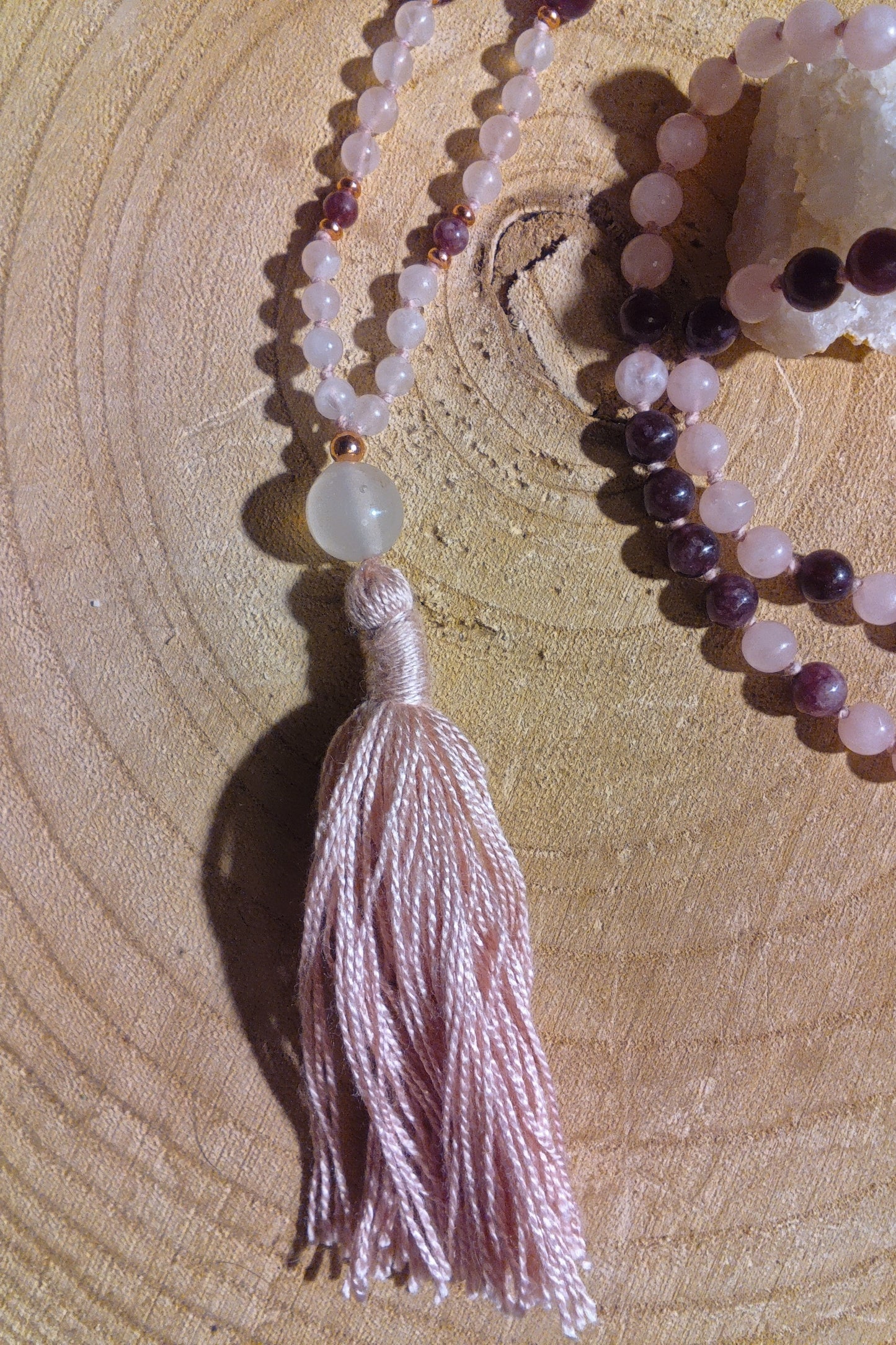 Mala con pietre naturali di Granato almandino, Pietra Guru Quarzo rosa, Rame