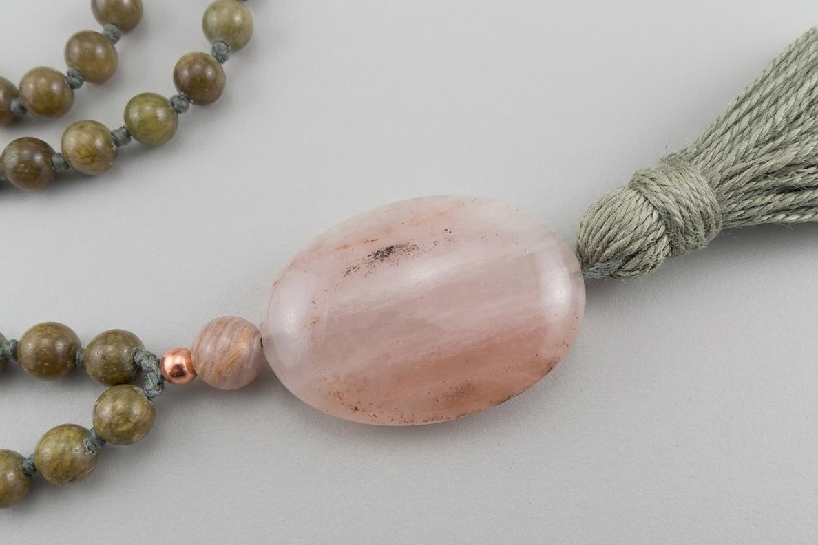 Mala artigianale con pietre naturali di Diaspro, Pietra di luna nera, Pietra Guru Calcite, Rame