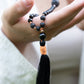 la_madregea_Mala_in_Pietra_lavica_e_tormalina_per_praticare_la_meditazione