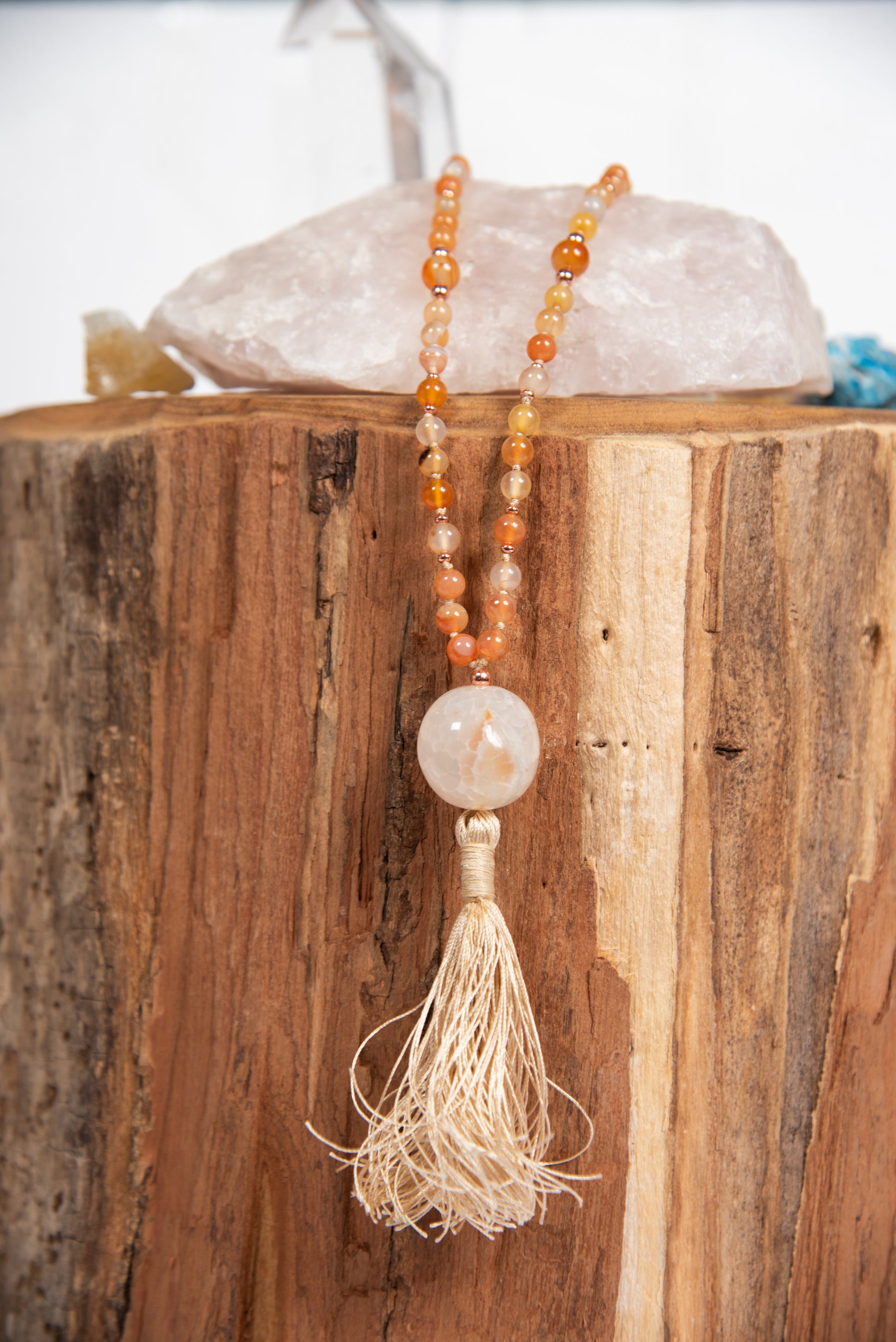 la madregea mala da meditazione con 108 perle di corniola e pietra guru in agata pelle di serpente