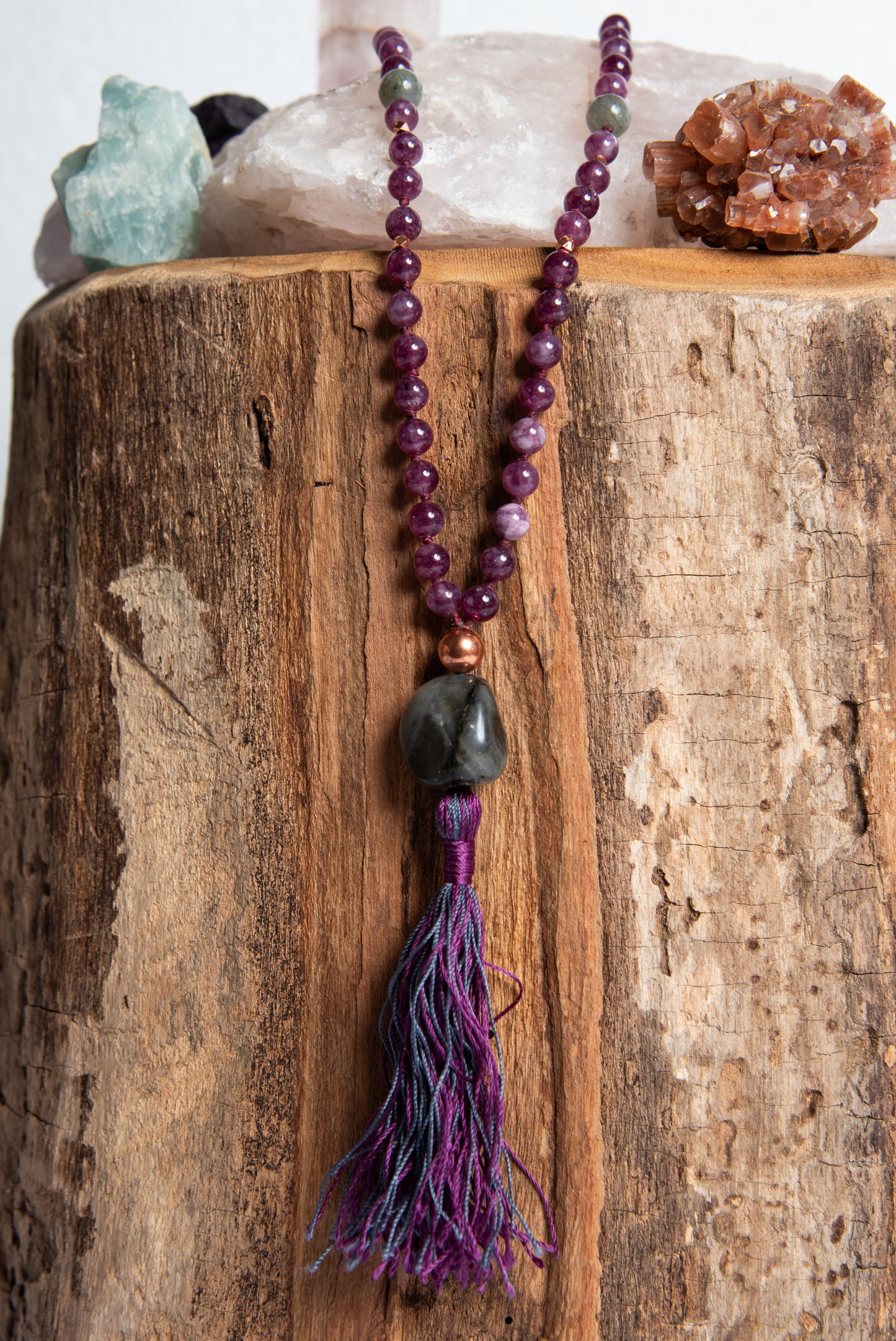 la madregea mala da meditazione in lepidolite e labradorite