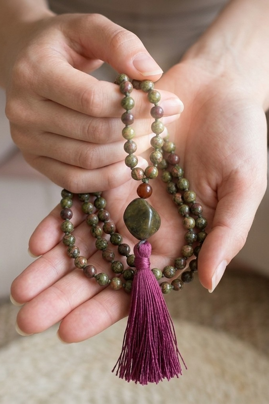Mala da meditazione 108 perle in Pietra sangue di drago, Agata rossa, Pietra Guru Labradorite, Rame