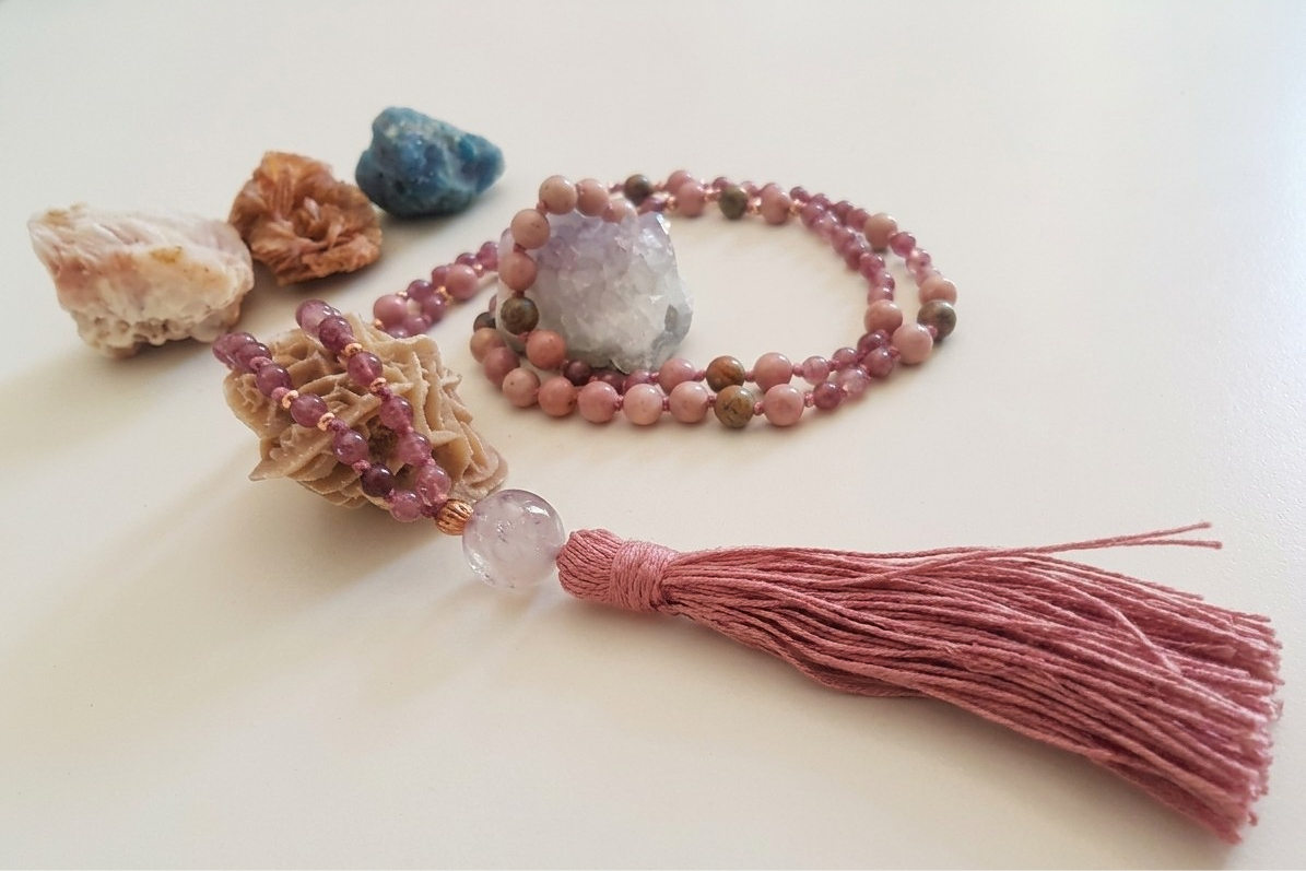 Mala 108 perle di Rodonite, Unakite, Lepidolite, Pietra Guru Ametista, rame