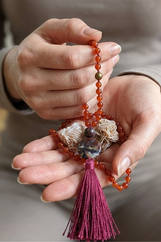 Mala fatta a mano con pietre dure naturali in Agata rossa, Lepidolite, Pietra Guru Diaspro oceano, Rame